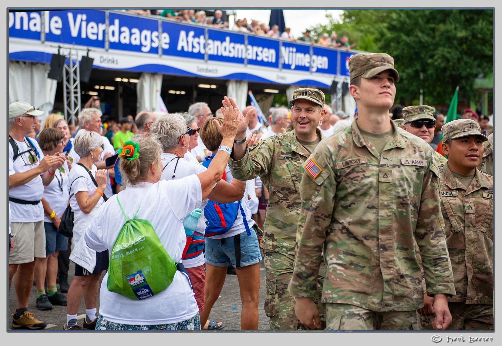 Nijmeegse_4Daagse_2023_Vlaggenparade_17