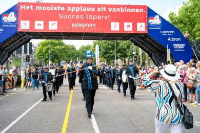 Vlaggenparade 4Daagse zondag