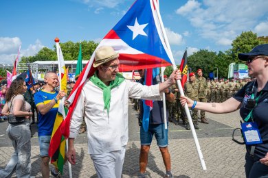 Vlaggenparade 4Daagse zondag