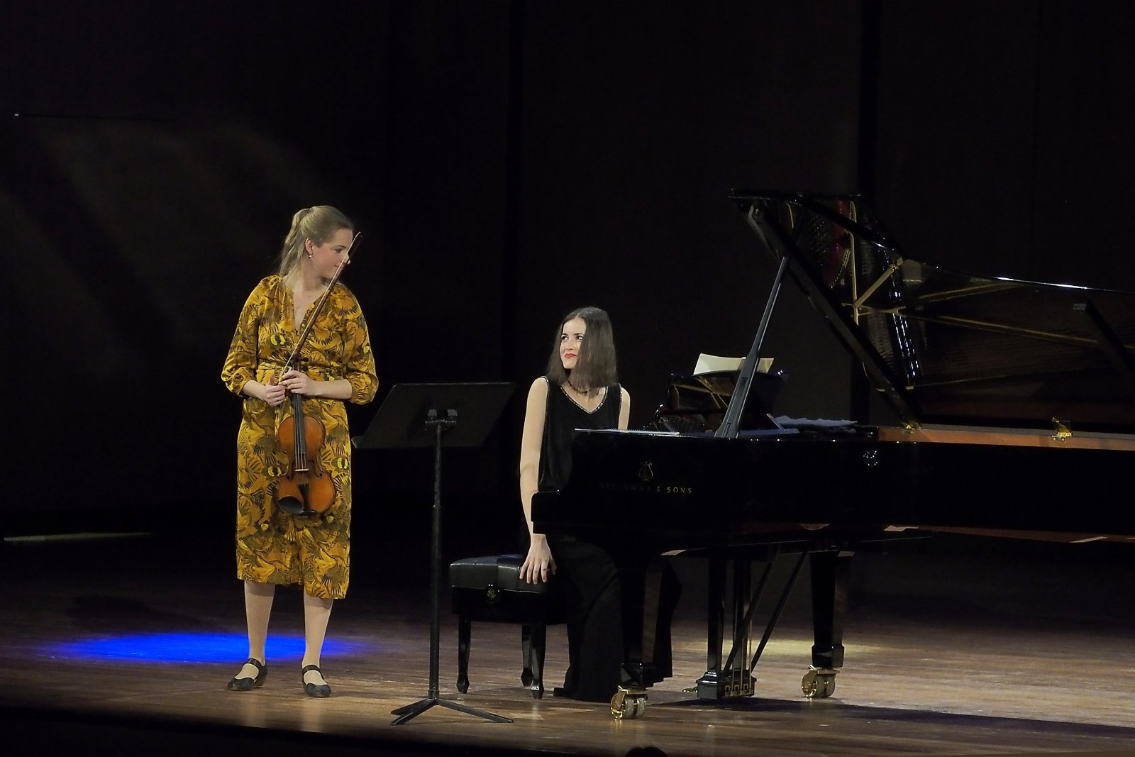 Benefietconcert  Ukraine  Merel Vercammen & Dina Ivanova