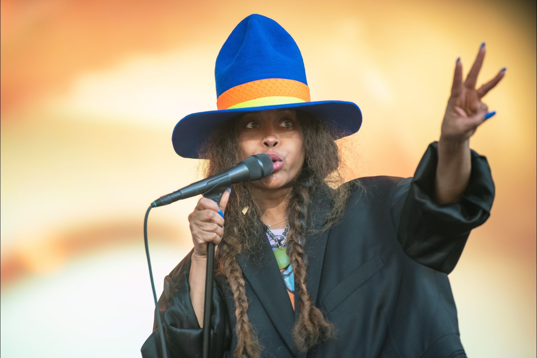 Down the Rabbit Hole _ Zondag 3 juli 2022 | Erykah Badu
