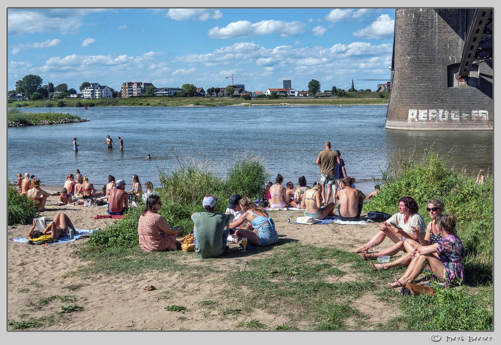 De Kaaij Nijmegen met The Stomp Brothers en LAKE SUPERIOR.
