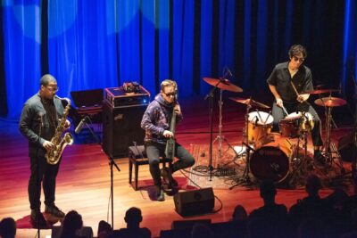 James Brandon Lewis Trio tijdens Festival Jazz International Nijmegen