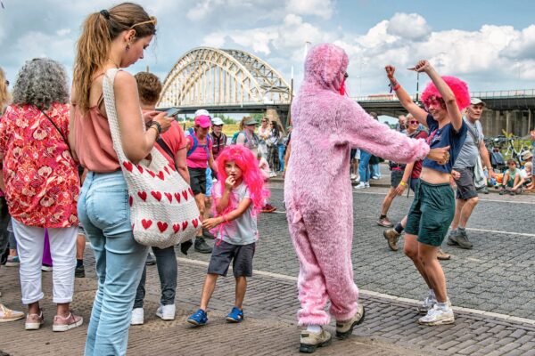 Foto´s 4Daagse woensdag 2024 - Publiek en lopers