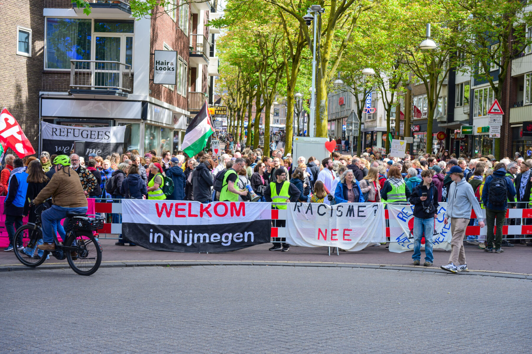 Honderden tegendemonstranten bij nationaal protest in Nijmegen