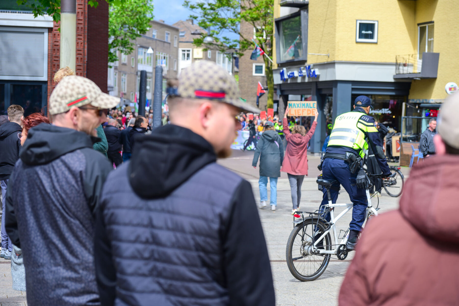Honderden tegendemonstranten bij nationaal protest in Nijmegen