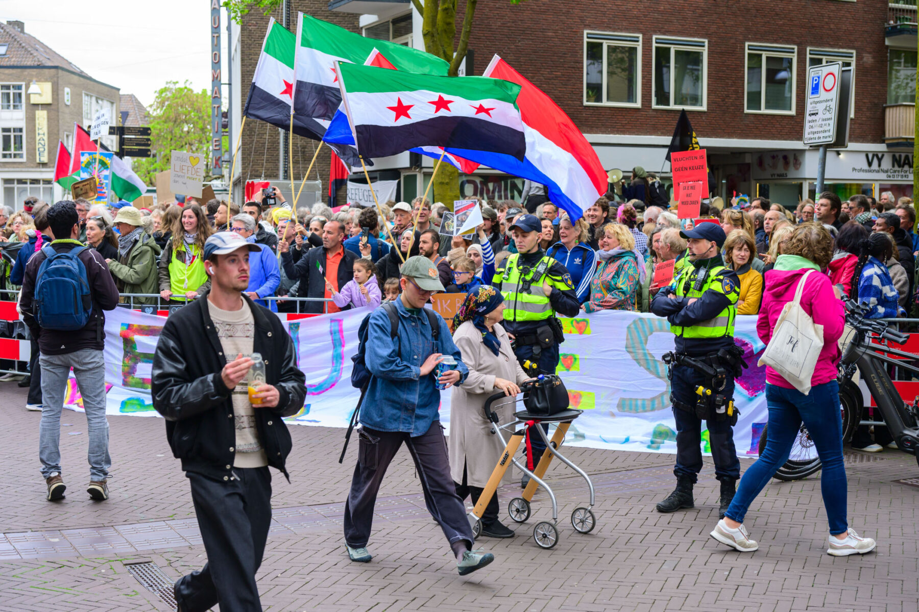 Honderden tegendemonstranten bij nationaal protest in Nijmegen