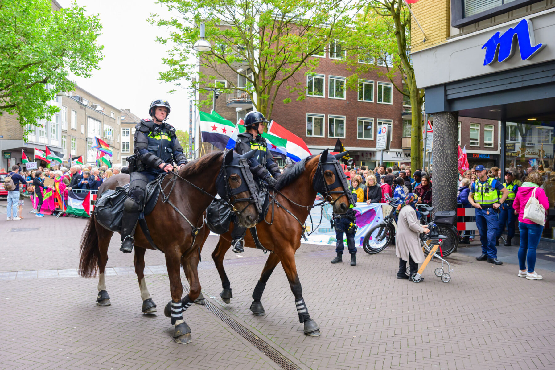 Honderden tegendemonstranten bij nationaal protest in Nijmegen