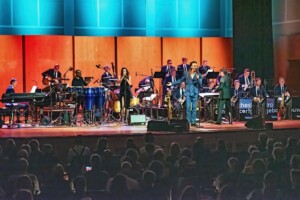 Jazz Orchestra of the Concertgebouw en Jeangu Macrooy tijdens Festival Jazz International Nijmegen 2023