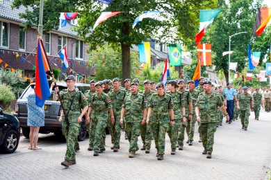 Vlaggenparade 4Daagse zondag