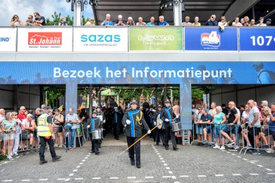 Vlaggenparade 4Daagse zondag
