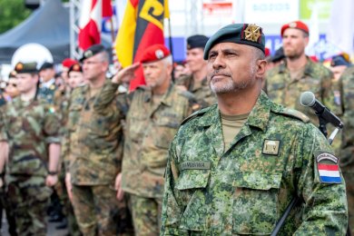 Vlaggenparade 4Daagse zondag