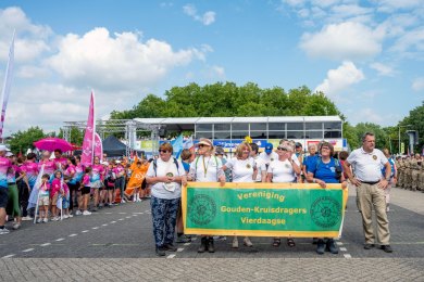 Vlaggenparade 4Daagse zondag