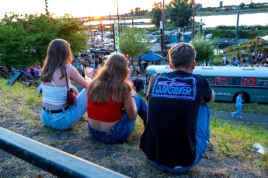 4Daagsefeestendonderdsg  Kaaij hoog