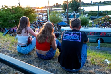 4Daagsefeestendonderdsg  Kaaij hoog