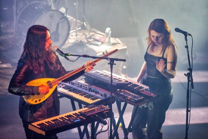 Altın Gün in Doornroosje Nijmegen