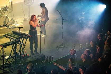 Altın Gün in Doornroosje Nijmegen