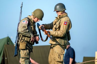 Tentenkamp Waal Crossing