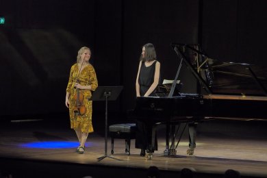 Benefietconcert  Ukraine  Merel Vercammen & Dina Ivanova