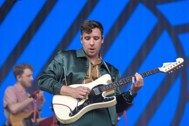 Down the Rabit Hole - vrijdag 1 juli 2022 | Two Door Cinema Club