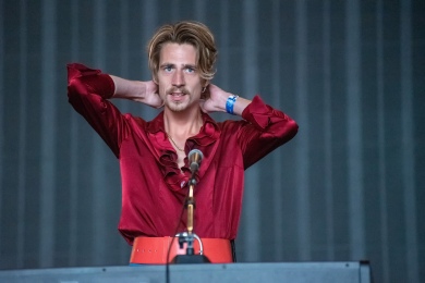 Down the Rabit Hole - vrijdag 1 juli 2022 | Son Mieux