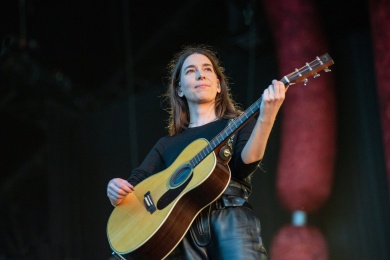 Down the Rabit Hole - vrijdag 1 juli 2022 | HAIM