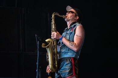 Down The Rabbit Hole - Zaterdag | Viagra Boys