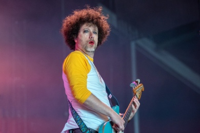 Down the Rabbit Hole _ Zondag 3 juli 2022 | St Vincent