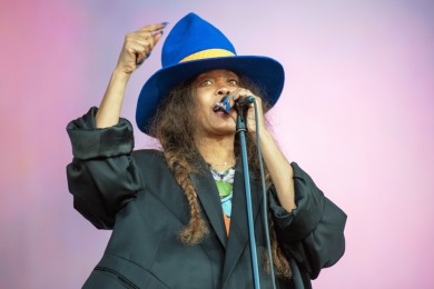 Down the Rabbit Hole _ Zondag 3 juli 2022 | Erykah Badu