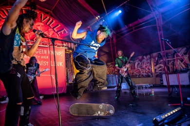 Festival op 't eiland  - donderdag | 155 - eenvijfvijf