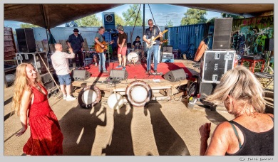 De Kaaij Nijmegen met The Stomp Brothers en LAKE SUPERIOR.