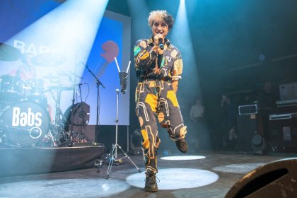 Mensen Zeggen Dingen in Doornroosje Nijmegen 2023 - Babs