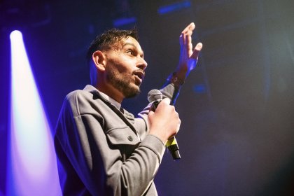 Mensen Zeggen Dingen in Doornroosje Nijmegen 2023  -  Dani Apeldoorn