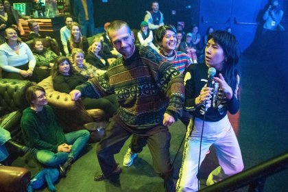 Mensen Zeggen Dingen in Doornroosje Nijmegen 2023 - Vieze Meisje