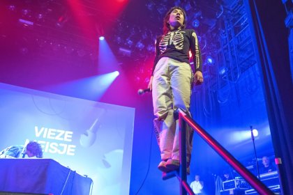 Mensen Zeggen Dingen in Doornroosje Nijmegen 2023 - Vieze Meisje