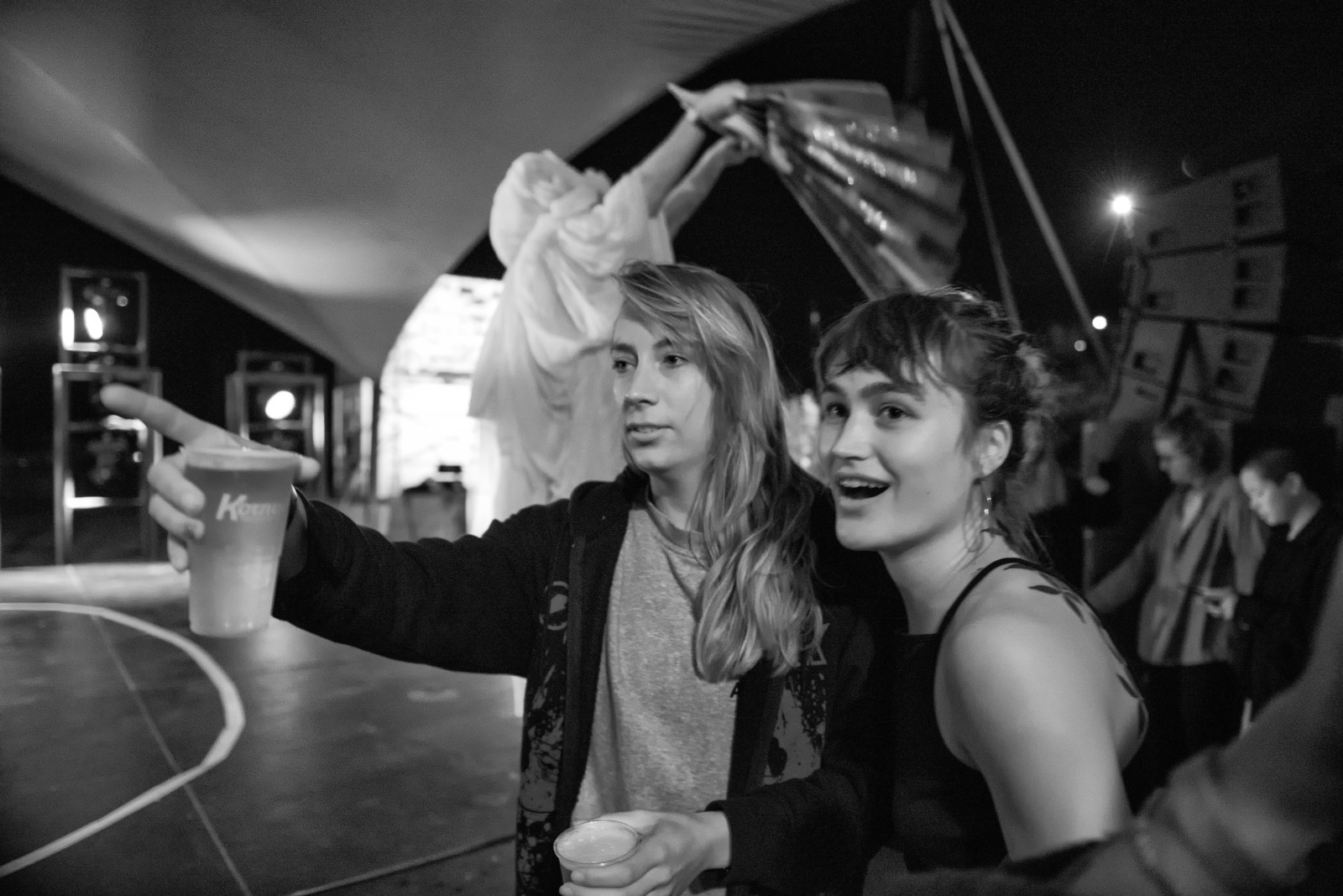 Joost van Bellen met Naaistreek op de Waalkade