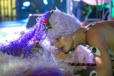 Joost van Bellen met Naaistreek op de Waalkade