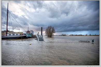 De Ooijpoort bij Nijmegen