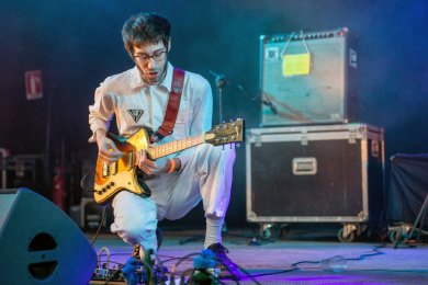 Oranjepop Nijmegen 2022.  Warmduscher