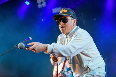 Oranjepop Nijmegen 2022.  Warmduscher