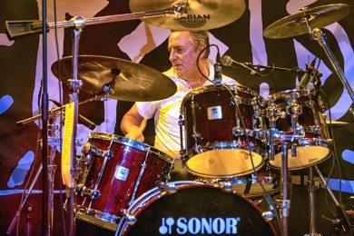 Toxedo Bux in Merleyn 2023