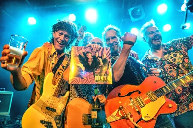 Toxedo Bux in Merleyn 2023